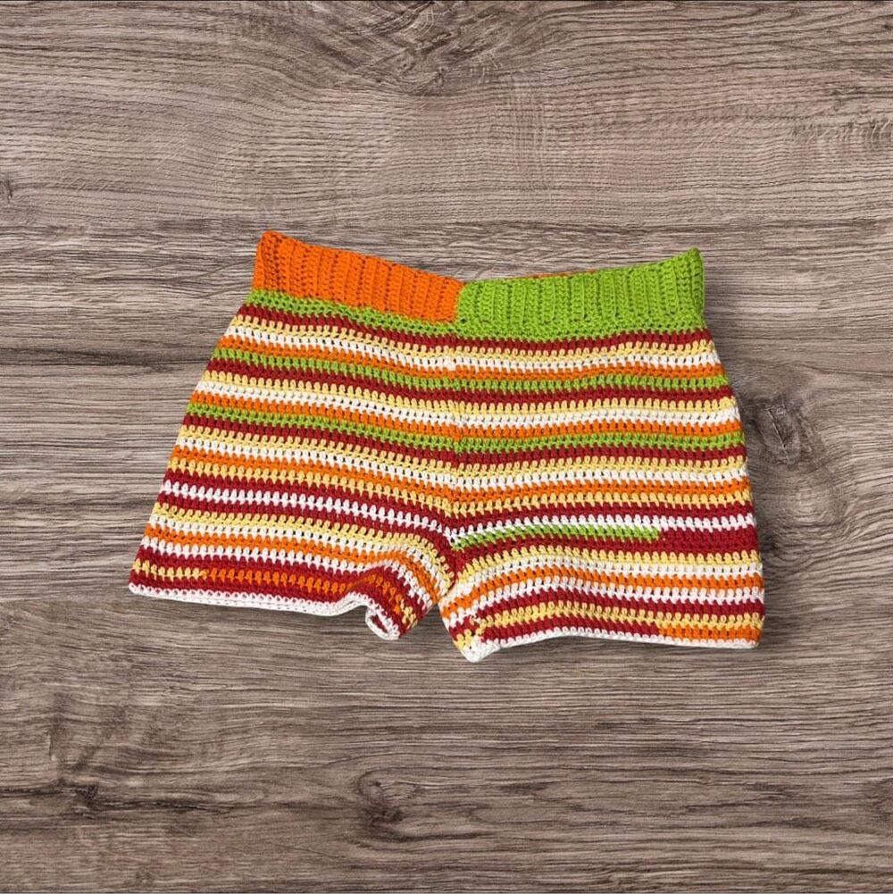☑️ Vintage Handmade Crochet Short Shorts XL Retro 70s Striped Hot Pants Festival